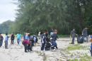 อุทยานแห่งชาติหาดนพรัตน์ธารา-หมู่เกาะพีพี ร่วมกับภาคีเครือข่าย จัดกิจกรรม Big Cleaning Day เก็บขยะชายหาดอ่าวทึงกว่า 1 ตัน สนองแนวพระราชดำริ "อนุรักษ์ทะเล"